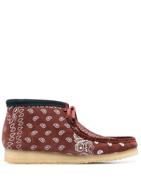 Bocanci Clarks maro din piele intoarsa