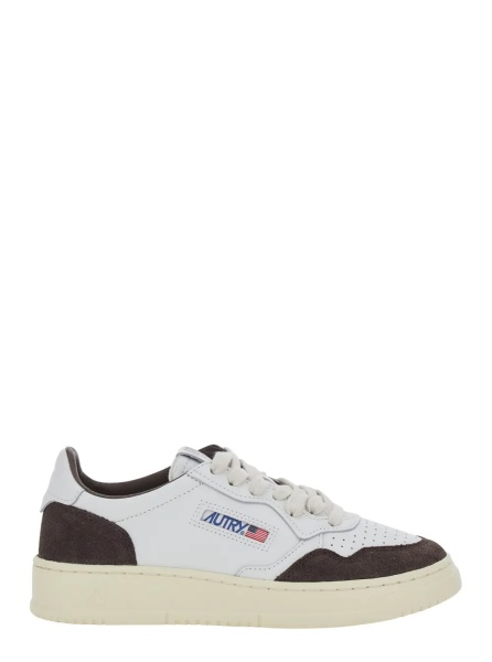 Sneakers 'Medalist' White Low Top Sneakers with Logo Patch on the Tongue in Suede for Women