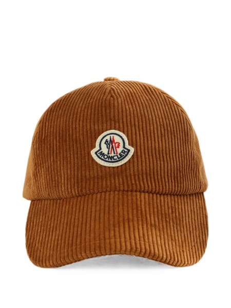 Basca Moncler maro din polyester si nylon