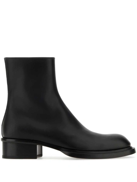 Bocanci Alexander McQueen negri din piele