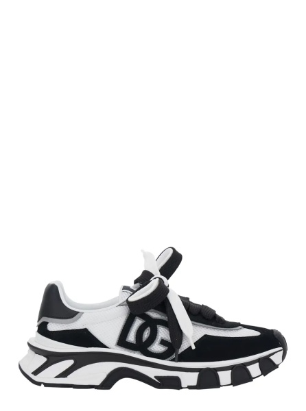 Sneakers Black Sneakers 'DG COUTRYROAD' with contrasting details. Rubber sole. In leather. Men.