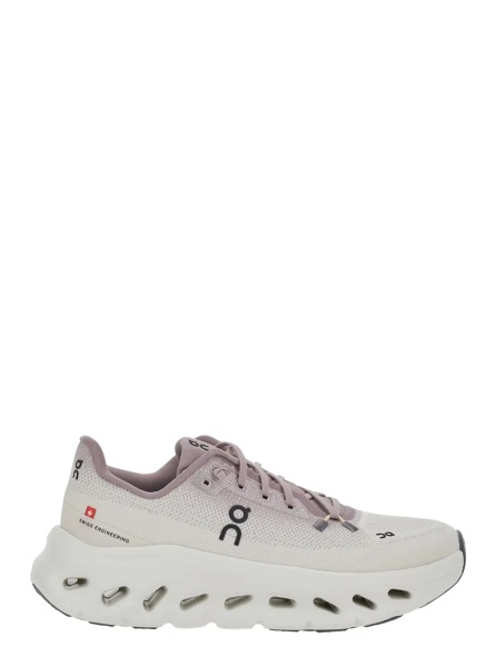 Sneakers 'Cloudtilt' Pink Low Top Sneakers with Logo on the Side and Chunky Rubber Sole in Tech Fabric for Women
