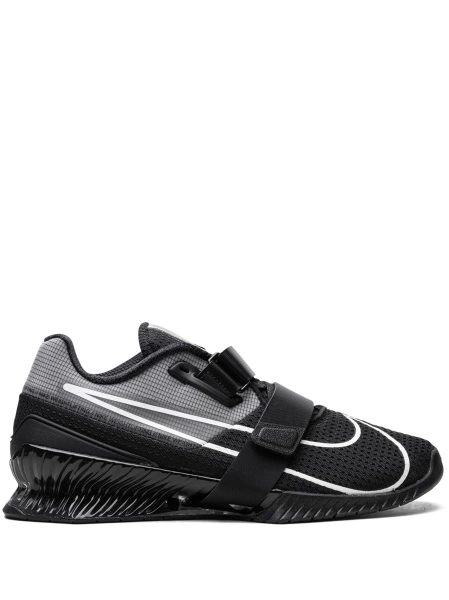 Sneakers Nike negri din material textil