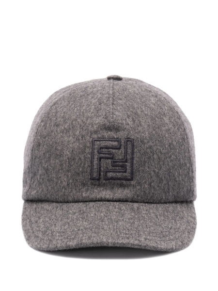 Basca Fendi gri