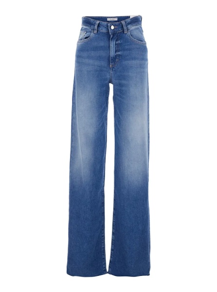 Blugi Blue Jeans with Five-Pocket Design and Logo Patch on the Back in Denim for Women