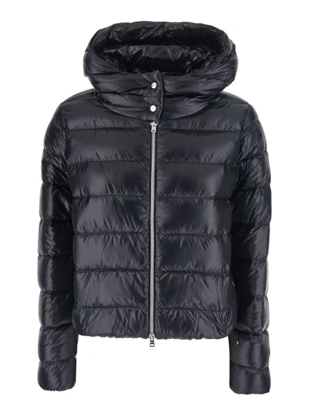 Geaca de Iarna Black Short Down Jacket with Hood and Metal Plate on the Back in Tech Fabric Woman