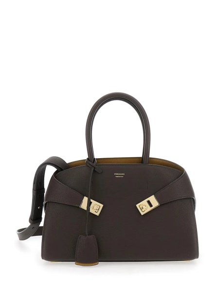 Geanta de mana Shoulder Bag 'Hug Small' with Logo Lettering and Gancini Buckles on the Front in Brown Leather for Women