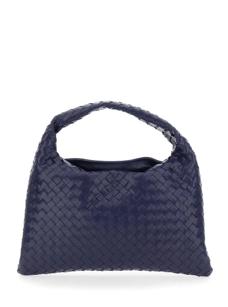 Geanta de umar Bottega Veneta albastra din piele cu motiv Intreccio