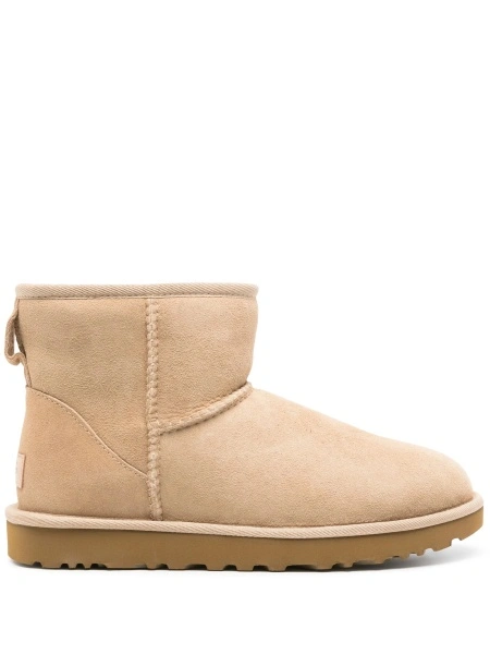 Incaltaminte UGG neutra din piele intoarsa