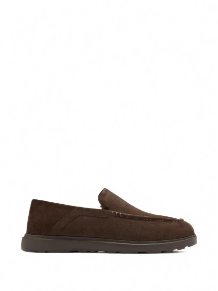 Mocasini UGG maro din piele intoarsa