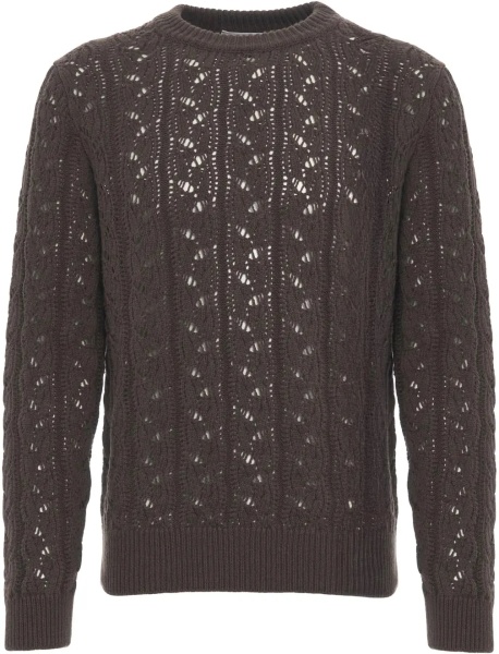Pulover Sweater with cable knit pattern