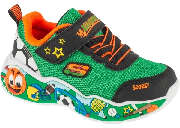 Sneakers Play Scene