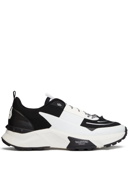 Sneakers Valentino Garavani Rockstud negri din vascoza si piele