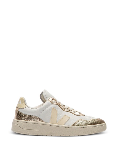 Sneakers VEJA neutri din piele intoarsa si piele