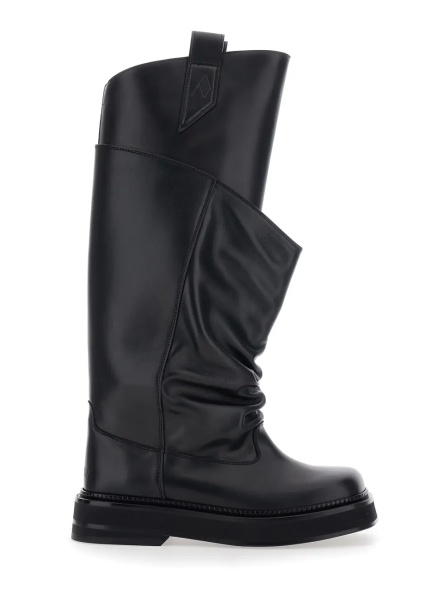 Cizme Black 'Passeggiata' Boots with Pull-tab and Rubber Sole in Leather Woman