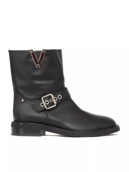 Nickel buckel boots