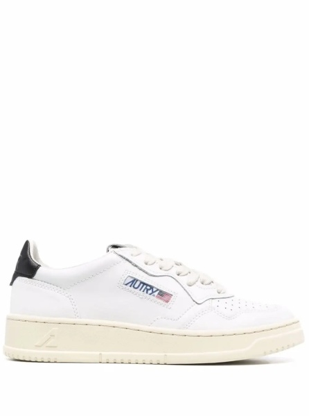 Sneakers Low Sneakers 'Medalist' with Contrast Heel in White Leather for Women