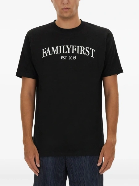 Tricou Family First negru din bumbac