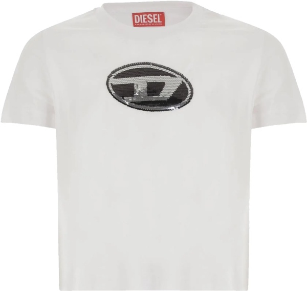"Tsequinsg" T-Shirt