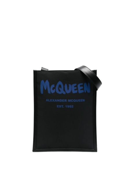 Geanta tip postas Alexander McQueen neagra din piele si material textil
