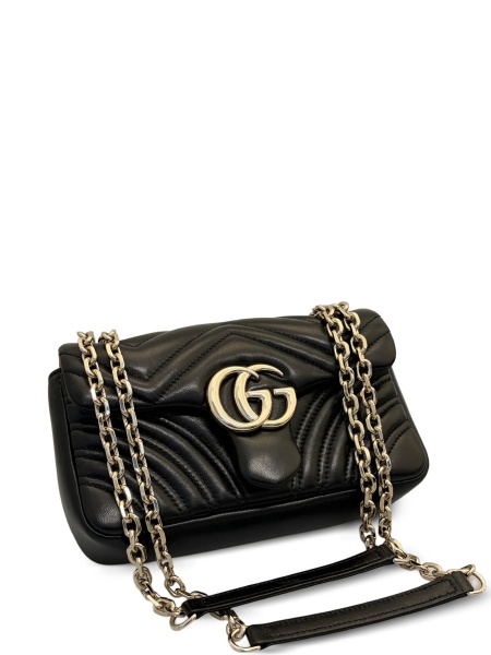 Geanta tip postas Gucci gg marmont neagra din piele