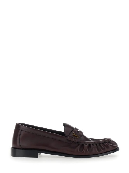 Mocasini 'Le Loafer' Bordeaux Loafers with Hand-Stitched Pointed Toe and Cassandre Plaque in Smooth Leather for Men