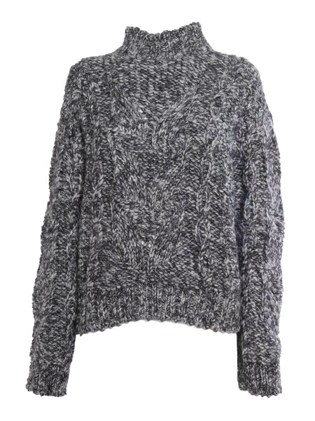 Pulover Sweater