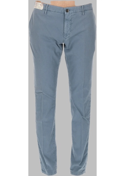 Blugi Jeans Con Patch Logo