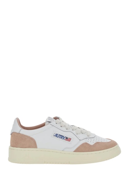 Sneakers 'Medalist' White Low Top Sneakers with Logo Patch on the Tongue in Suede for Women