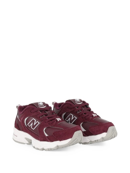 Sneakers New Balance Kids rosii din poliuretan si piele intoarsa