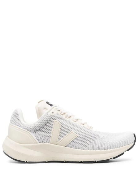 Sneakers VEJA neutri din poliester reciclat