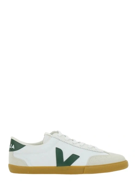 Sneakers 'Volley' White Low Top Sneakers with Patch Logo on the Side and Logo Lettering on the Rear in Canvas Unisex