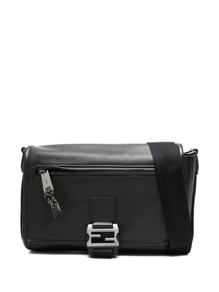 Geanta tip postas Fendi neagra din piele
