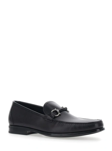 Mocasini Ferragamo negri din piele