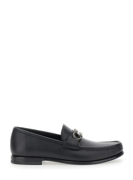Mocasini Loafers 'Avril' with Gancini plaque on the front in black leather for men