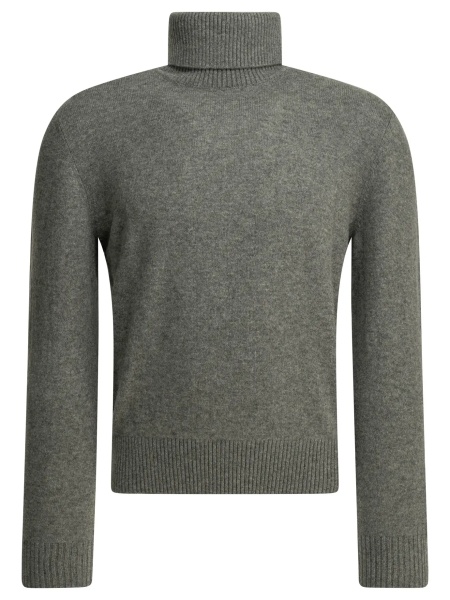 Pulover Cashmere turtleneck sweater