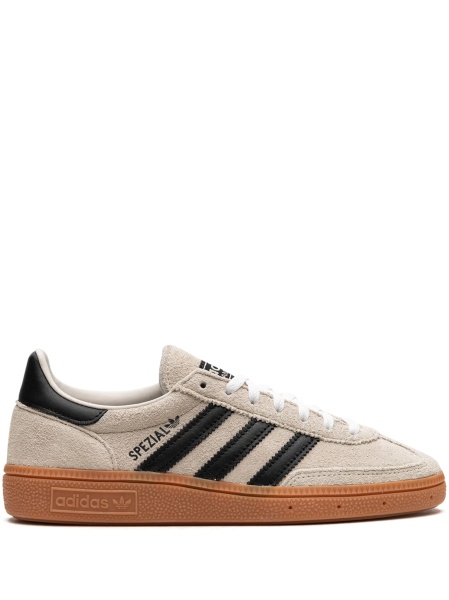 Sneakers adidas Originals albi din piele intoarsa