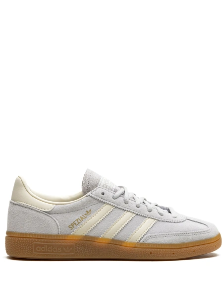 Sneakers adidas Originals gri din piele intoarsa