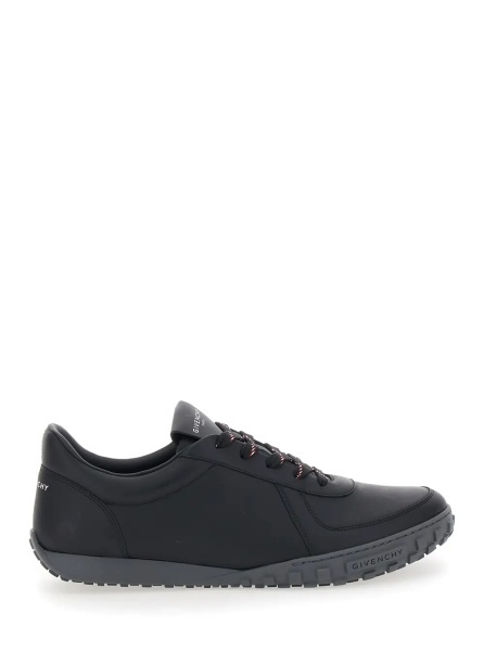 Sneakers 'Glide' black low top sneakers with logo lettering on the tongue and heel in leather for men