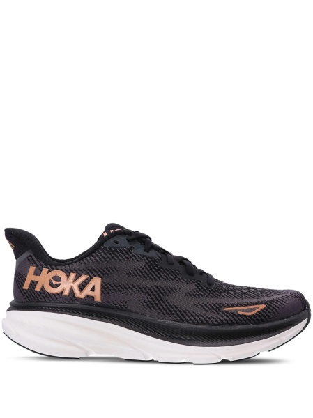 Sneakers Hoka One One negri din plasa