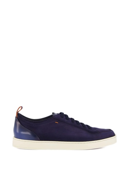 Sneakers & Slip-On