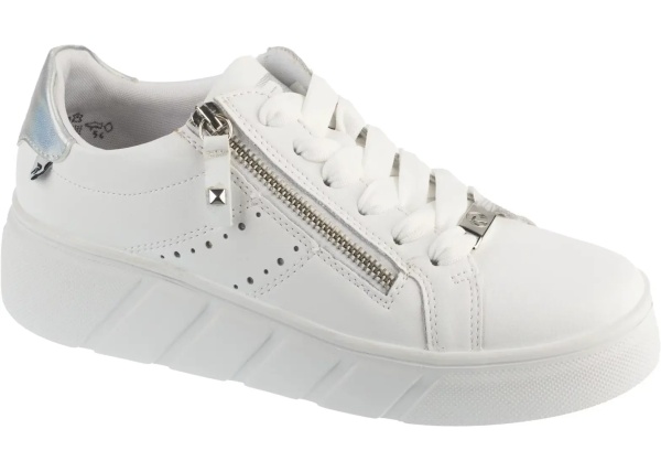 Sneakers Sneakers