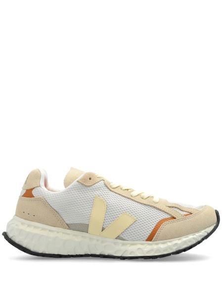 Sneakers VEJA neutri din poliester reciclat