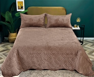 Set cuvertura pat matlasata, 3 piese, 220x220cm - Culoare Maro deschis