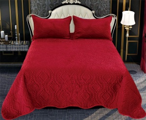 Set cuvertura pat matlasata, 3 piese, 220x220cm - Culoare Visiniu