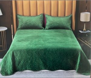 Set cuvertura pat matlasata, 3 piese, 220x220cm - Culoare Verde