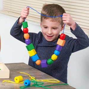 Threading Beads - Threading Beads for Toddlers [DEMO] - Img 2