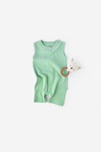 Salopeta fara maneci si pantaloni scurti - 100% bumbac organic - Mint, BabyCosy (Marime: 3-6 Luni) - Img 1