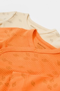 Set 2 body-uri petrecute Printed, BabyCosy, 50% modal+50% bumbac, Stone/Apricot (Marime: 6-9 luni) - Img 3