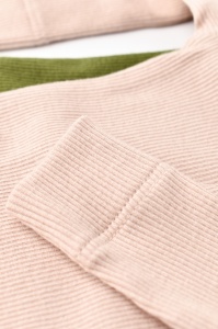 Set 2 body-uri cu maneca lunga bebe unisex din bumbac organic si modal - Verde/Blush, BabyCosy (Marime: 6-9 luni) - Img 3